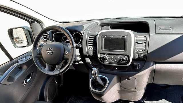 Nissan NV300