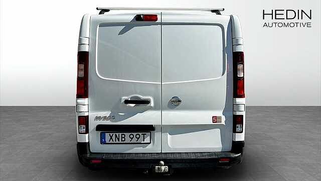 Nissan NV300